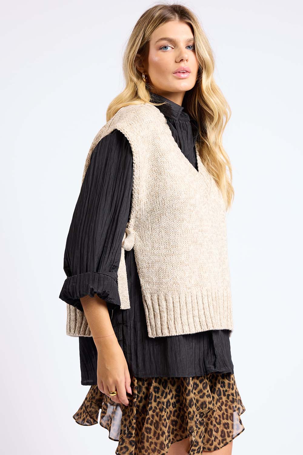 Individuality Side Tie Sweater Vest